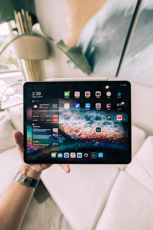 iPad Pro 12.9" M2 Chip 256GB Liquid Retina XDR Display Secondary
